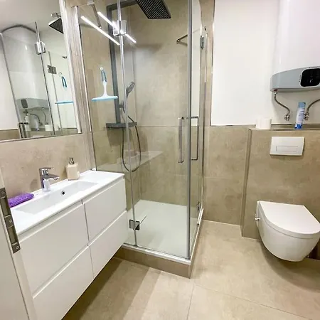 Le Lagon Bleu - Appt Wifi Parking Balcon * Le Puy-en-Velay